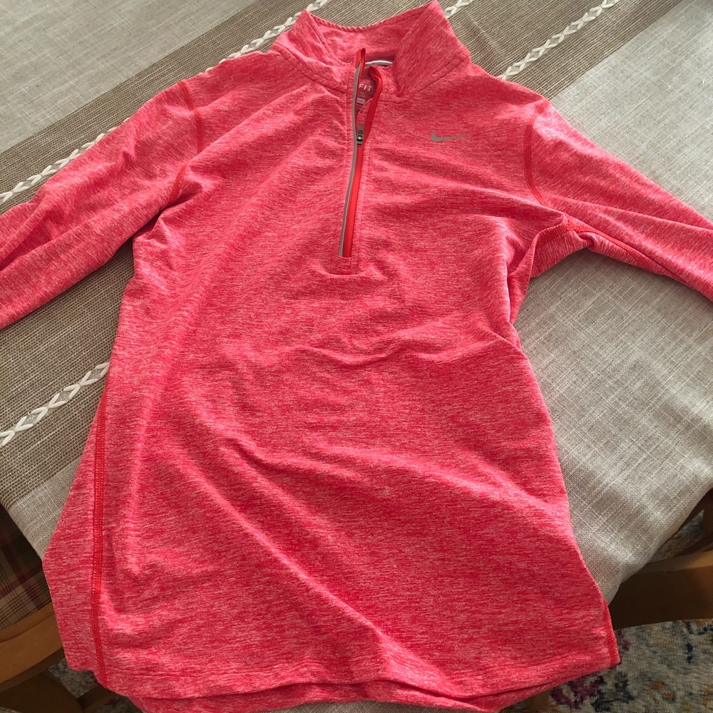 NIKE DRI-FIT half zip